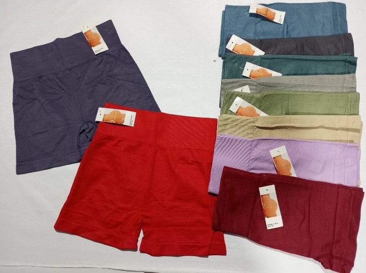 Short sin Frunce Le Victoria's - Imagen 2