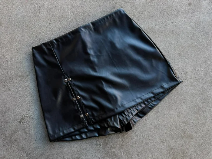 Short Pollera con Tachas