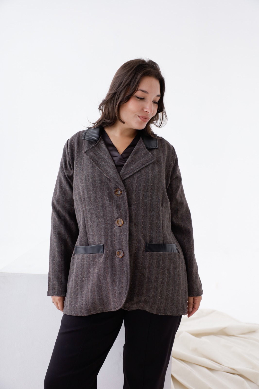 3609 Blazer Julia - WhatsApp%20Image%202026-03-06%20at%2013.50.53.jpeg