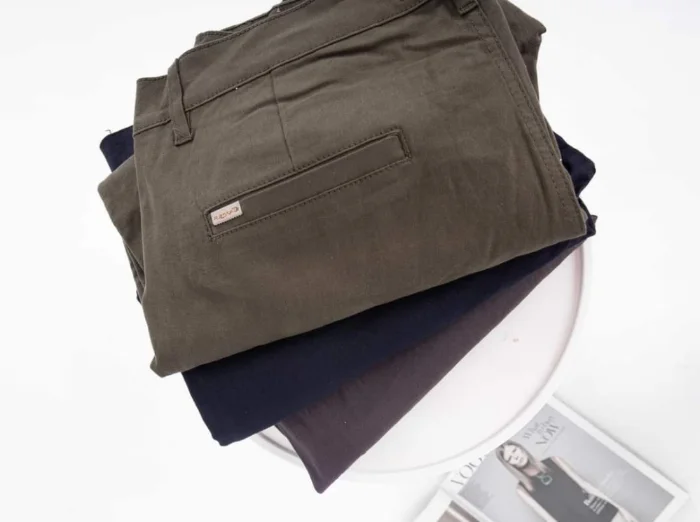Pantalón Bolsillo Chino Gabardina Elastizada Semi Recto