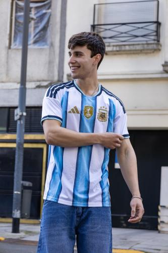 Camiseta Original Bordada Version Hincha Premiun a Solo $ 35,000 o 2 X $ 70,000