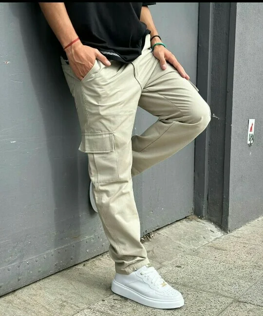 Pantalón Cargo Recto Gabardina