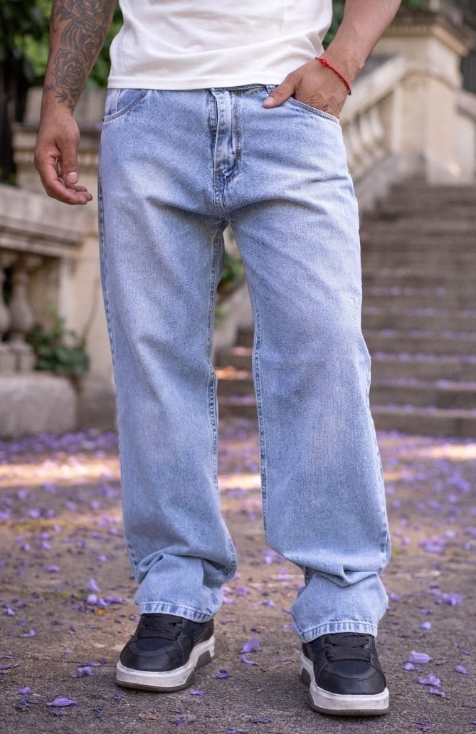 Pantalón Jeans Corte Clásico Celeste Claro - Imagen 1