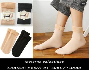 Medias con Peluche