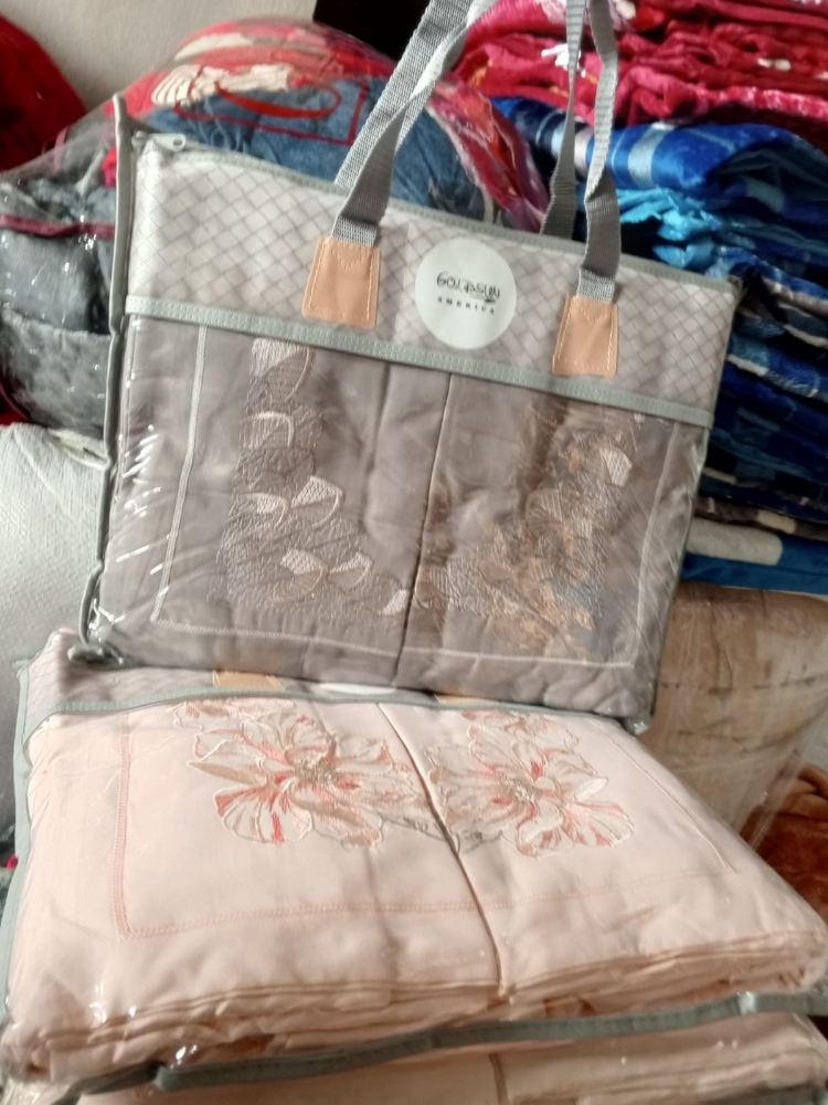 Juegos de Sabánas Goldsun con Fundas de Almohadas Bordadas, 1800 Hilos Bordados - Imagen 6