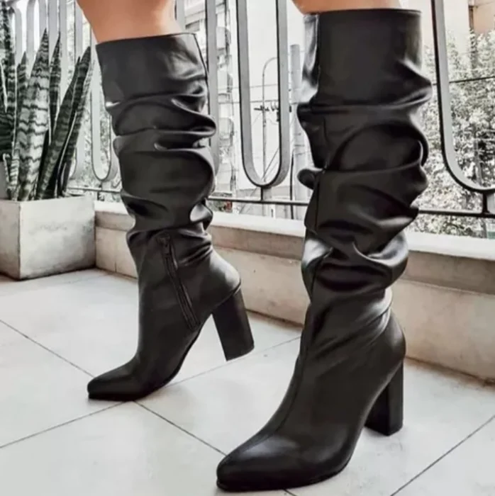 Bota Arrugada Sonia Black