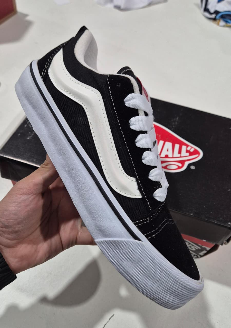 Vans Knu Skool Negro Blanco Premium - WhatsApp%20Image%202026-10-02%20at%2012.27.47%20PM%20(1).jpeg