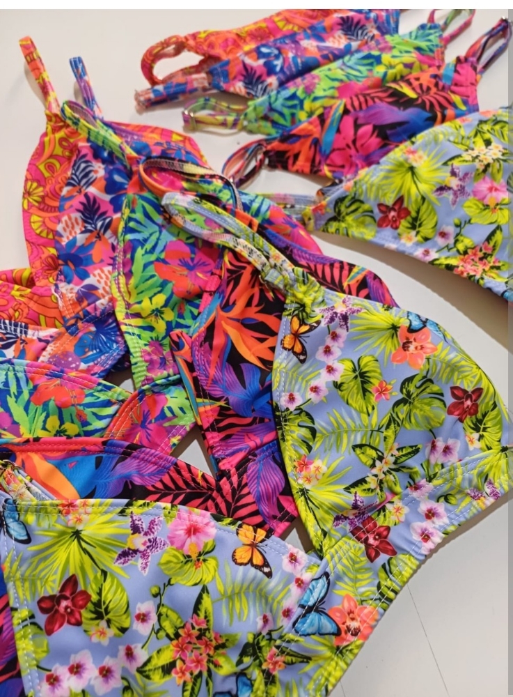 Bikini Triángulo Estampado con Base Less Regulable - Imagen 2