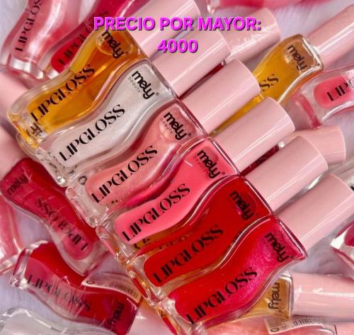 Lipgloss con Color/ Mely
