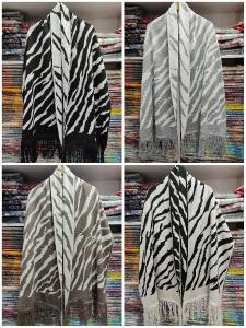 Ruanas Reversibles Cebra