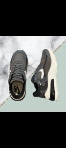 Nike 270