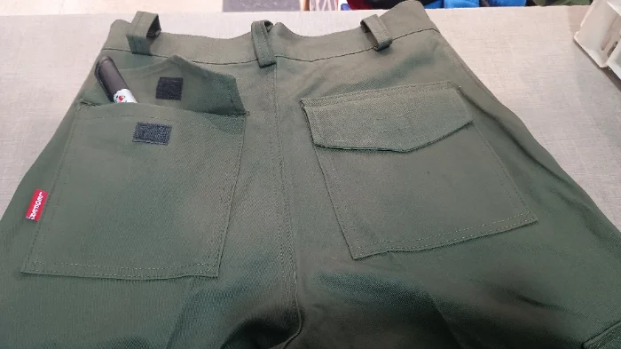 Cargo Gabardina Rígido