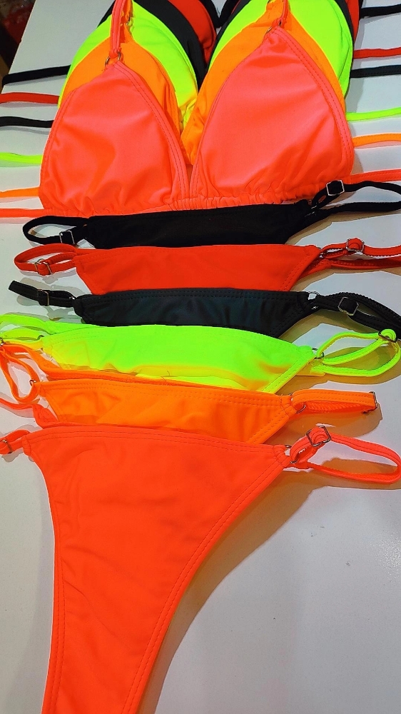 Bikini Triángulo con Less Regulable Taza Desmontable (125) - Imagen 8