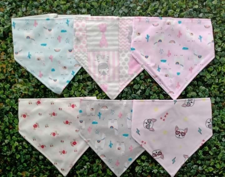 Baberos Bandana con Plásticos Atras - Imagen 2