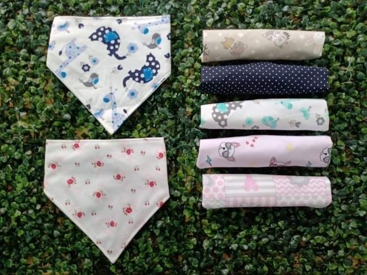 Baberos Bandana con Plásticos Atras - Imagen 3