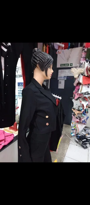 Blazer Corto con Botones de Bengalina Elastizada Talles del 2 al 5