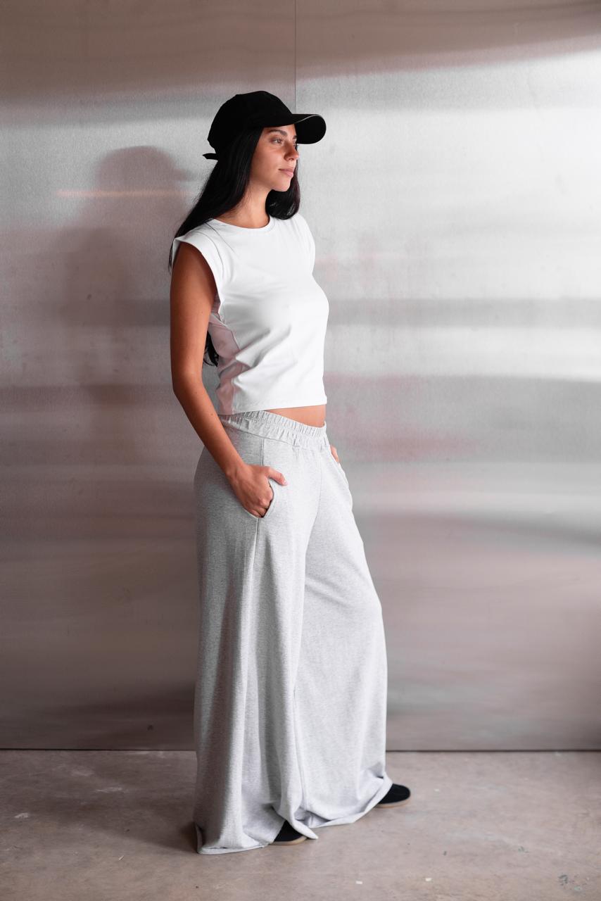 Palazo Pollera - WhatsApp%20Image%202026-09-30%20at%2014.31.12%20(4).jpeg