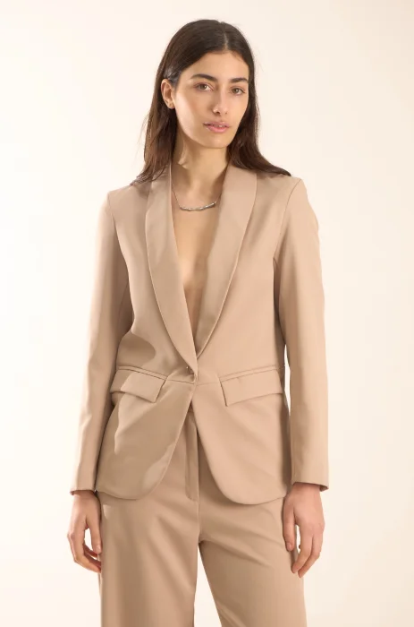 Blazer Sastrero Smoking Entallado, Forrado y Bolsillos