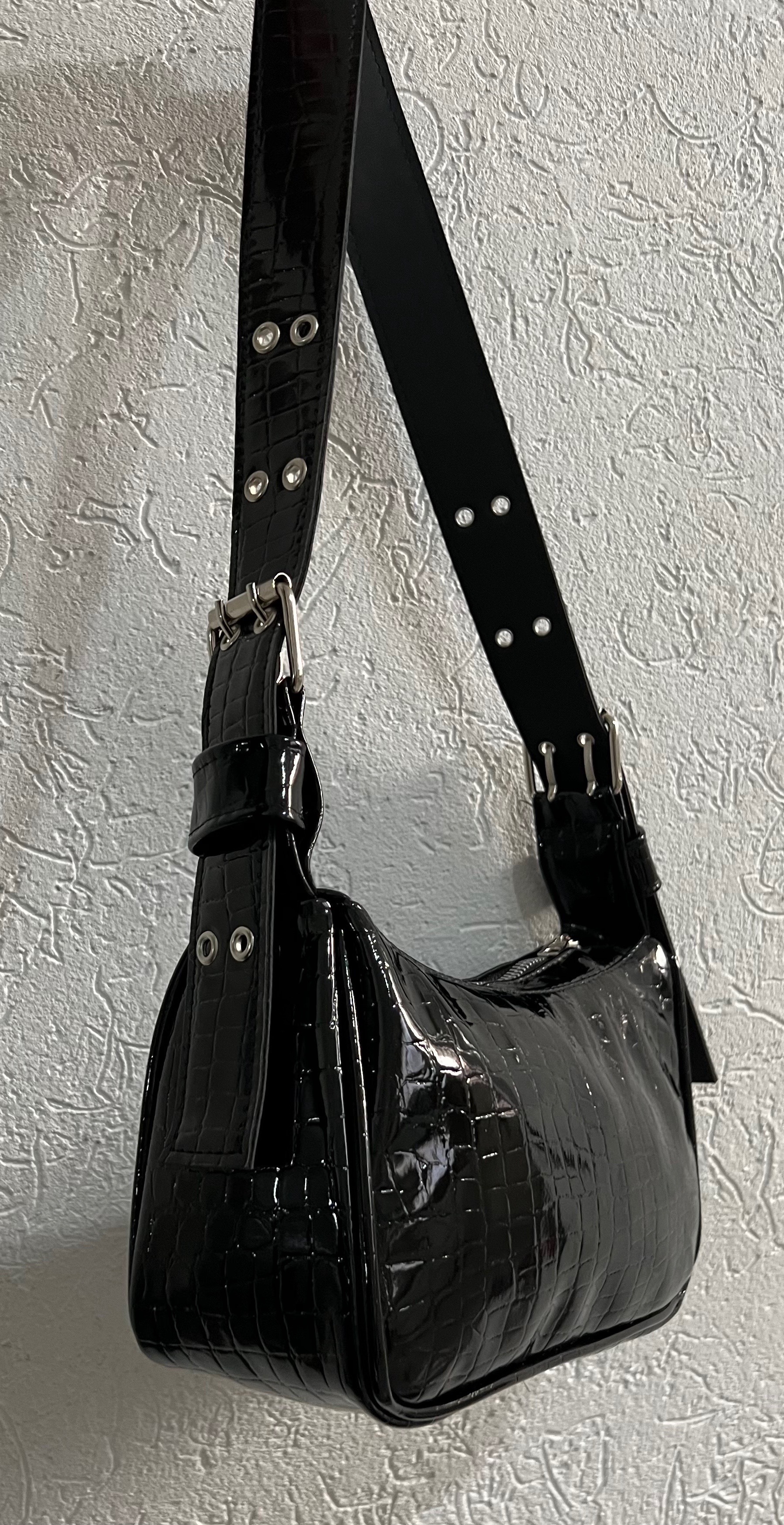 Cartera Mini Bags Baguette Crocco Charol Negro - IMG_9297.jpeg