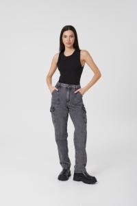 Jean Dama Cargo Negro Gastado Rigido