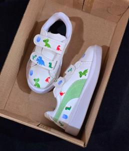 Zapatillas Niños Dino Calzado Infantil Moderno Cómodas Livianas Velcro Tendencia