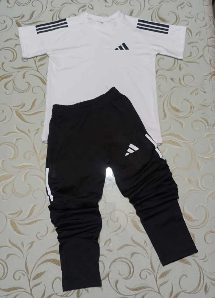 Conjuntos Deportivos de Niño Remera y Pantalon - Imagen 3