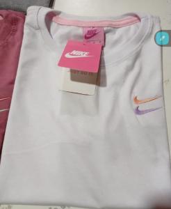 Remera de Dama Nike
