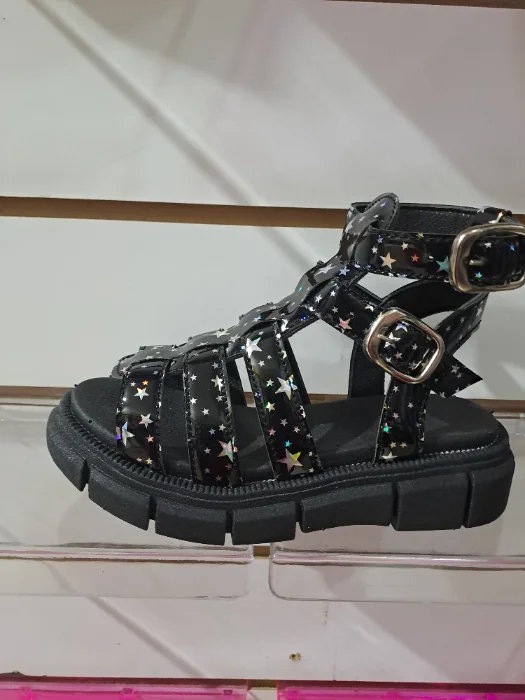 Art. 055 Nenas Sandalias