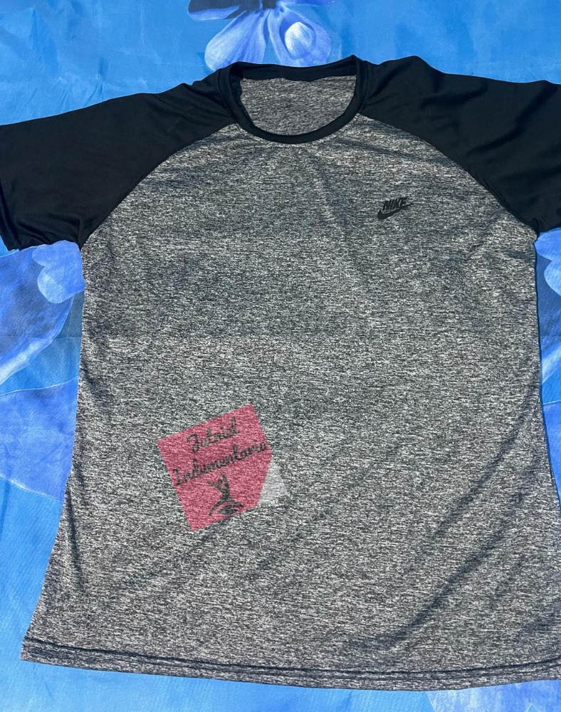 Remeras Deportivas Combinadas - Imagen 3