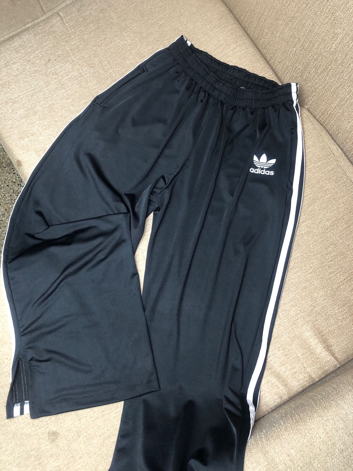 Palazo Adidas Originals Lycra - Imagen%20de%20WhatsApp%202024-08-22%20a%20las%2010.56.21_52ac26f4.jpg