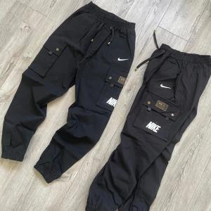 Pantalón Cargo Gabardina Nike - Miniatura 2