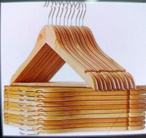 Perchas Madera