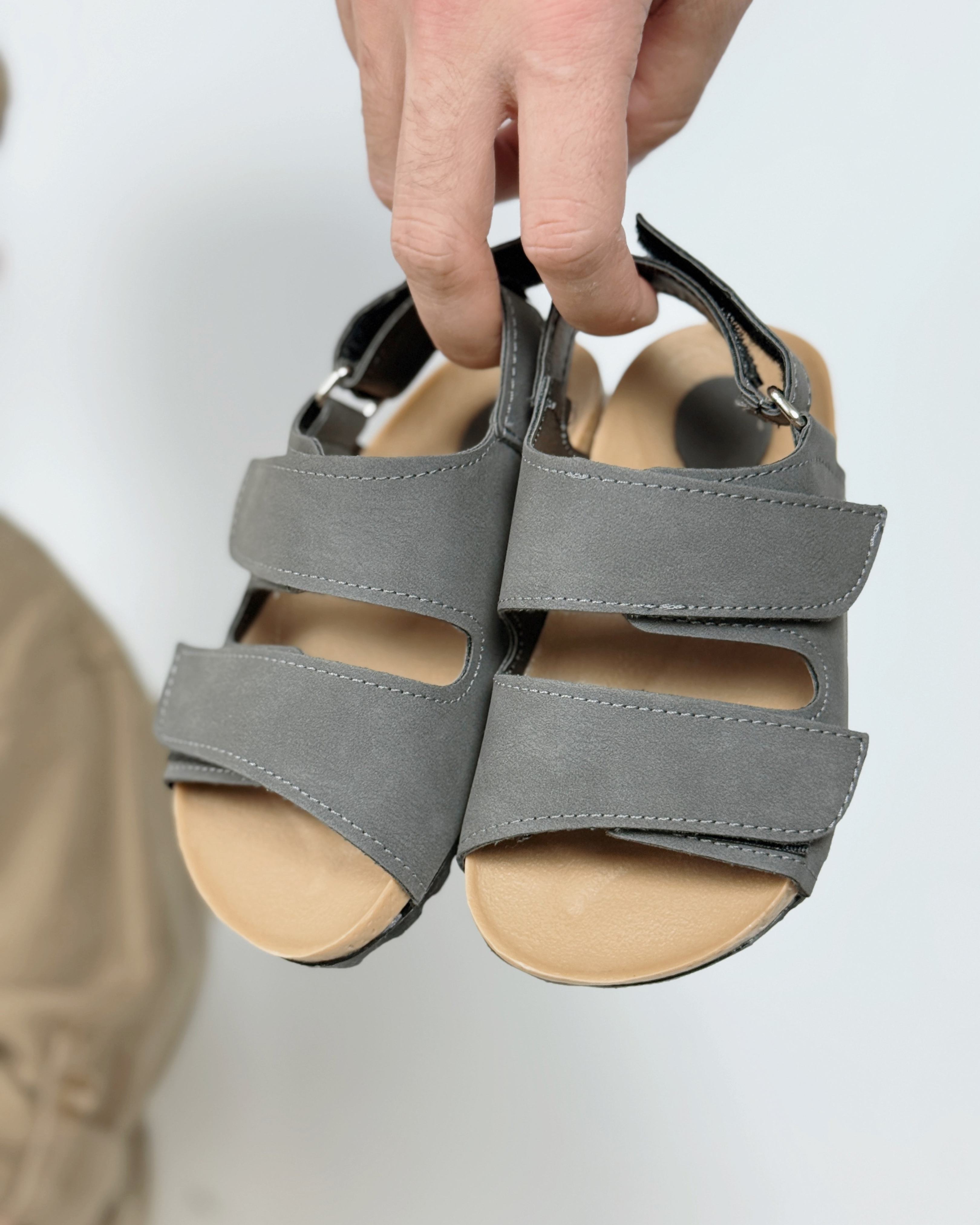 Sandalias Nene Cancheras Velcro Doble Abrojo Modernas Cómodas Tendencia - Dise%C3%B1o%20sin%20t%C3%ADtulo%20(32).png