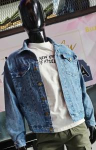 Campera Corte Boxy Celeste - Miniatura 2