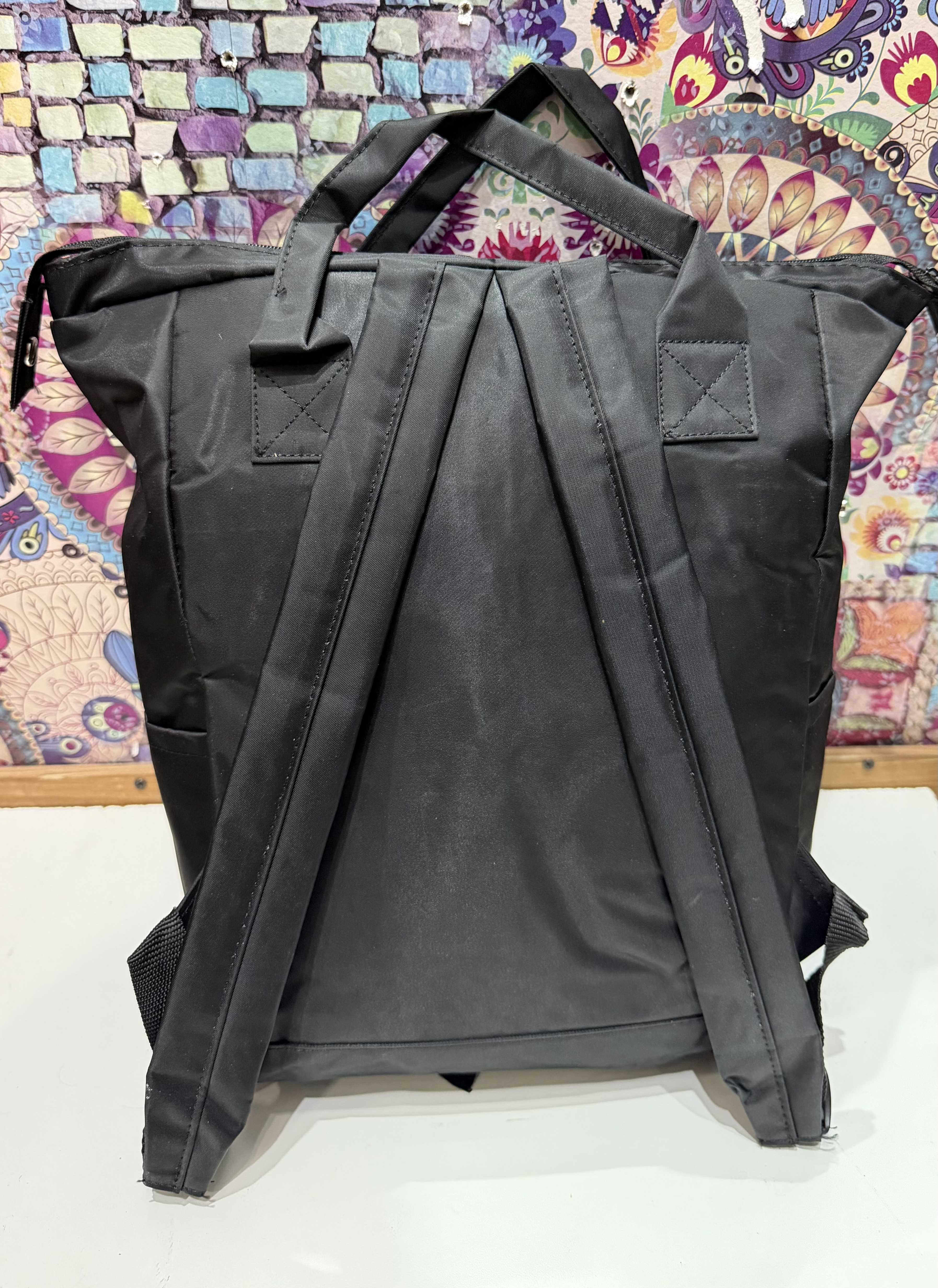 Mochila Universitaria de Tela Impermeable con Varios Compartamientos - IMG_0519.jpeg