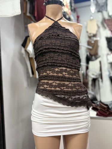 Top al Cuello con Puntilla