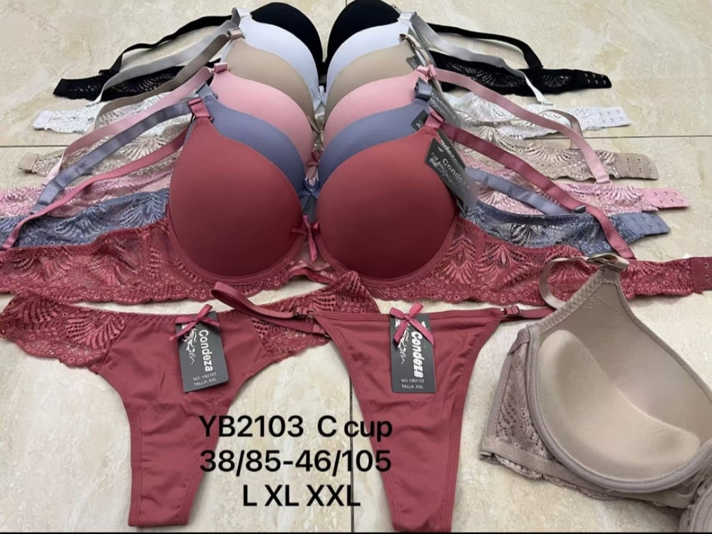 Conjunto de Tres Piezas Condeza Importado - Imagen 3