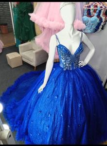 Vestido  Princesa con Cola  Largo 1 Pieza - Miniatura 2