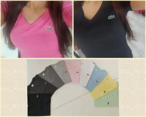 Remeras de Cuello V para Damas