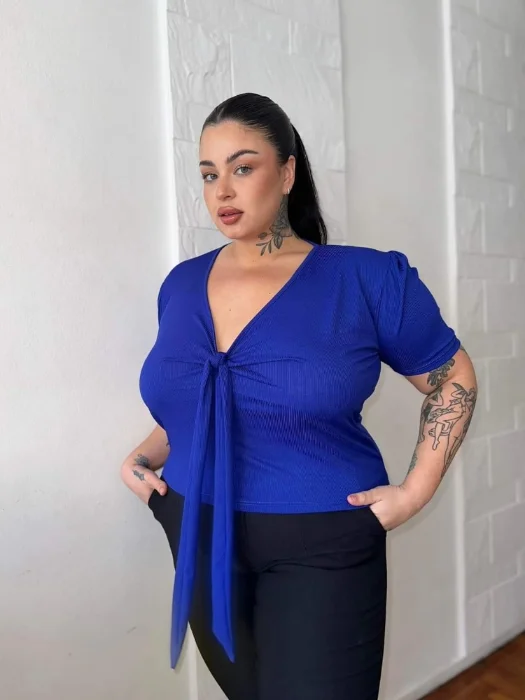 Remera Nudo Curvy