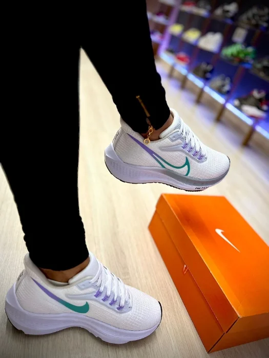 Nike Pegasus Premium Blanco/verde