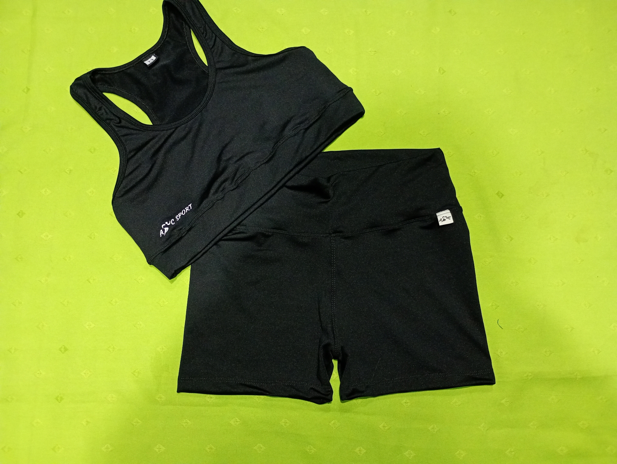 Conjunto Deportivo  Top + Short - Imagen 2
