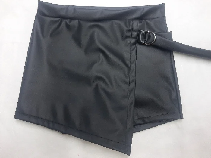 Short Pollera Engomado 2 Hebillas
