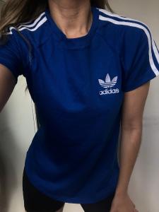 Remera Adidas Tres Tiras