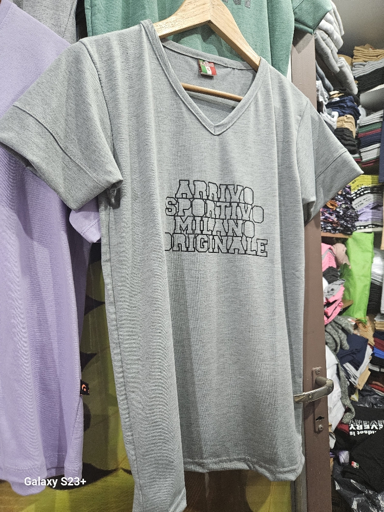 Remeras de Hombre.  Modal . Cuello V - Imagen 2