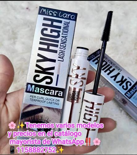 Mascara de Pestañas Negro de Miss Lara