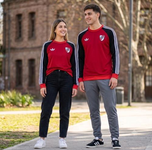 Buzo de River 2026