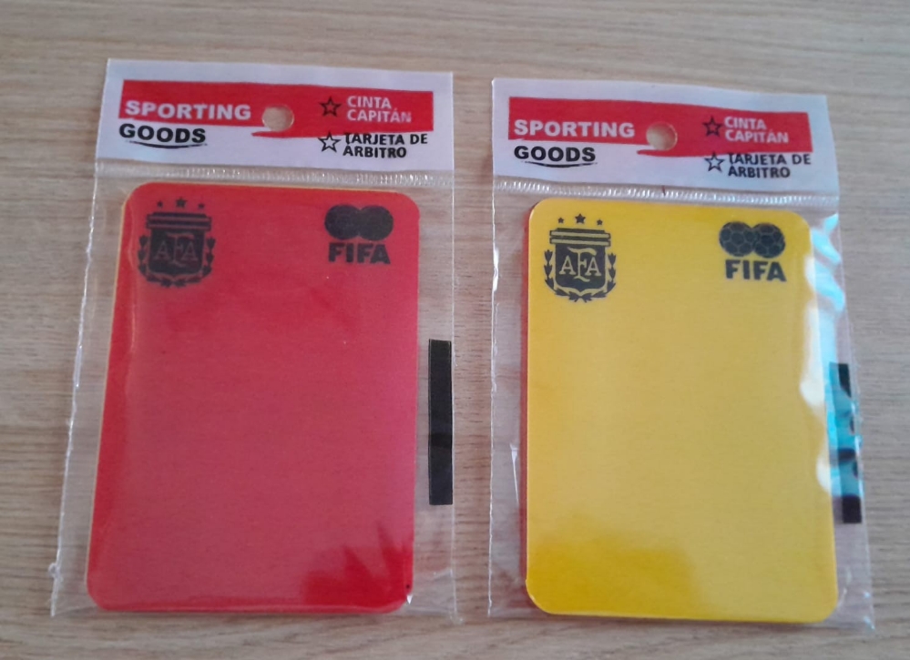 Tarjetas de Arbitro. el Par. la Roja y la Amarilla - Imagen 3