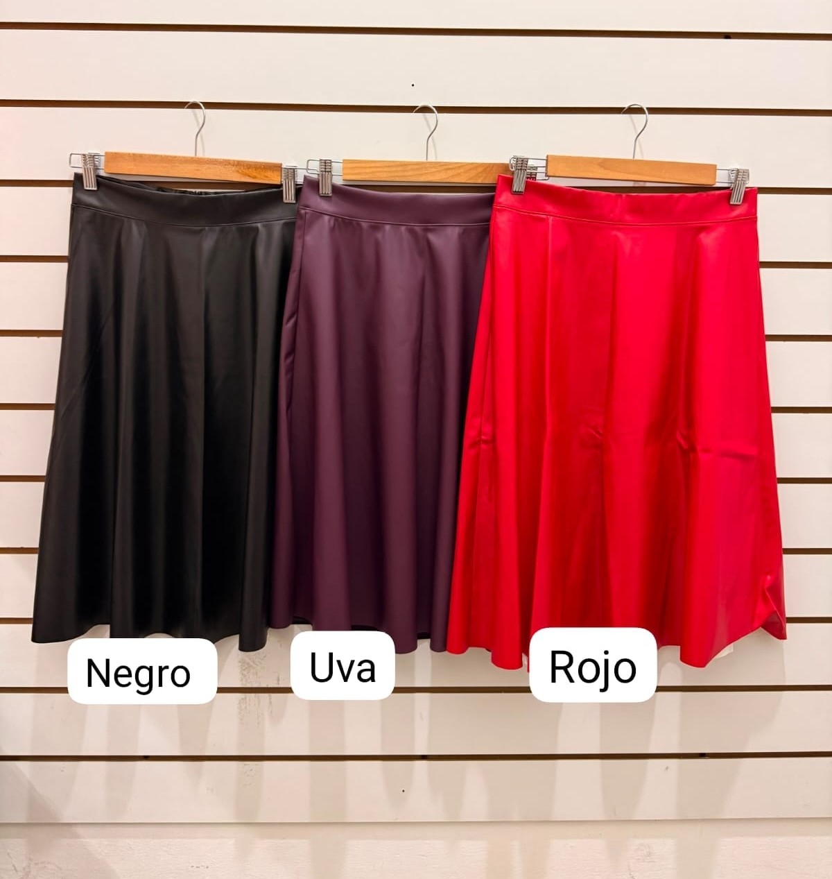 Pollera Falda Ecocuero Larga Corte Evase - Imagen 2