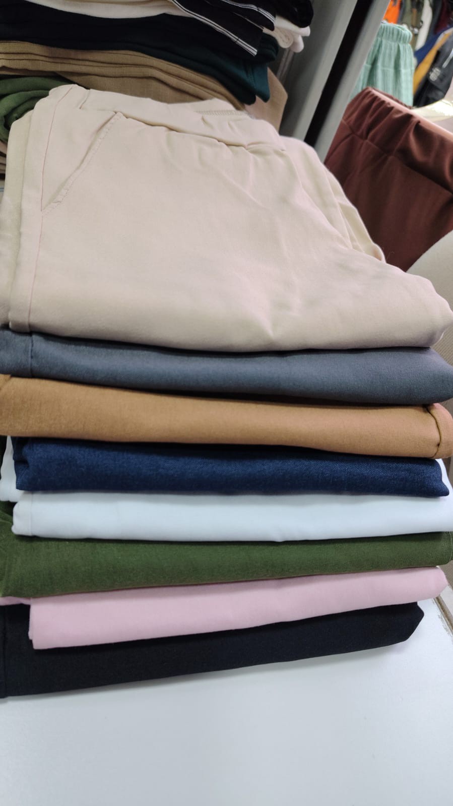 Pantalón Recto de Bengalína Elastizado - Imagen 2